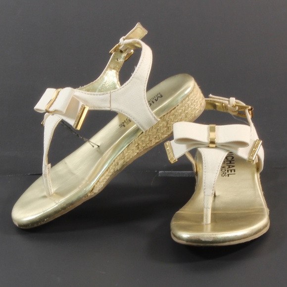 Michael Kors Other - Michael Kors Girls T-Thong Bow Sandals White SZ 11